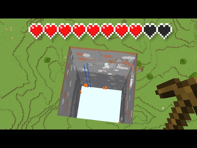 Minecraft, But If I Take Damage The Chunk DELETES