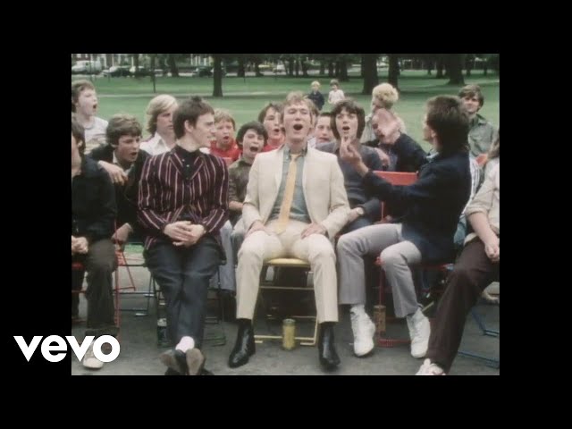 The Jam - When You're Young