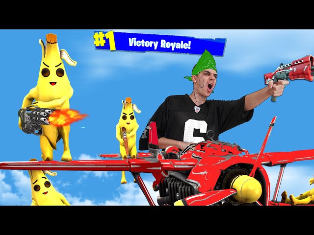 Lil Moco Plays FORTNITE! **BANANAS ON PLANES**