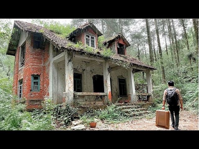 Genius boy renovated his mother's shabby old house into a beautiful one after his father passed away
