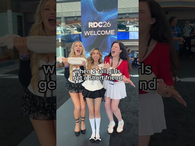 when 2 tall girls get a short bestie 🥰 #relatable #viral #roblox