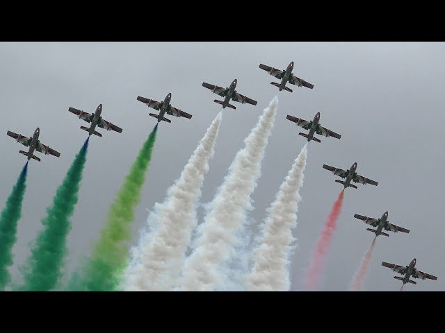 4Kᵁᴴᴰ Italian Air Force Frecce Tricolori in amazing show at RIAT 2019