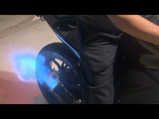 Straight piping my 2023 Yamaha R3 (SHOOTS FLAMES)