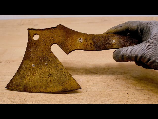 Restoring an old Hatchet with an amazing modification!