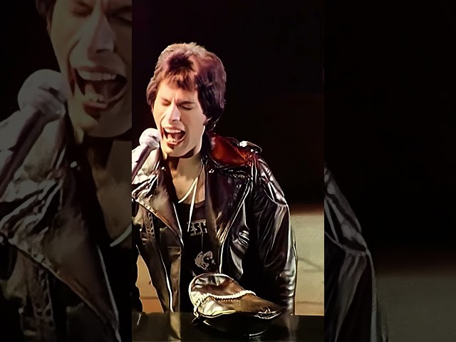 Don't Stop Me Now #queen #lyrixa #ytshorts #music #ytreels
