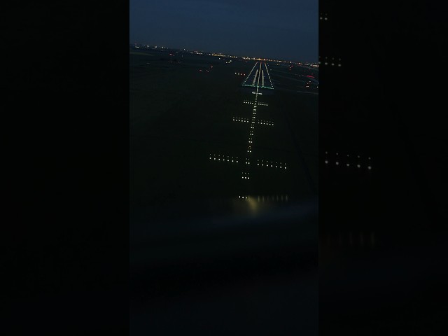 Amazing early morning approach and landing into Paris