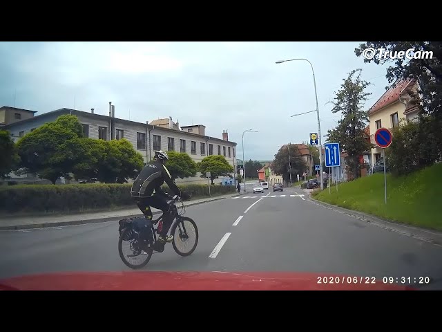Youngtimer na cestách 63 - kompilace ze silnic