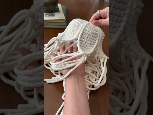 slow down & tie some knots with me 🌷 #macrame #flowerlamp #macramelamp #crochetlamp #cottagecore