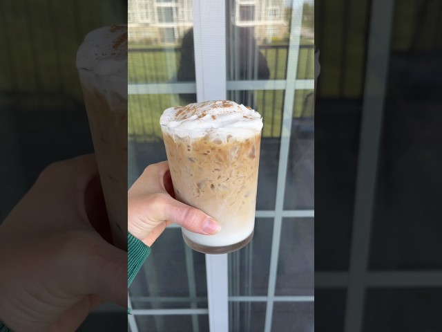 Honey cinnamon iced latte 🍯