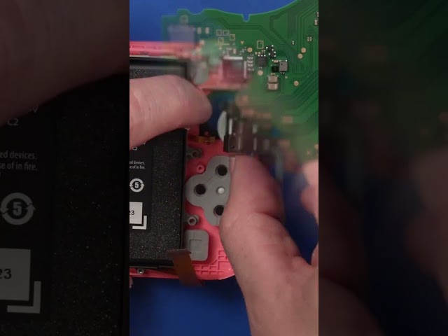 Be gentle with your USB-C ports. #tronicsfix  #diy  #nintendo  #nintendoswitch