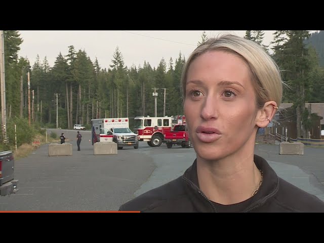 Clackamas rescue operation launched after man suffered traumatic injuries from 100-foot fall from cl
