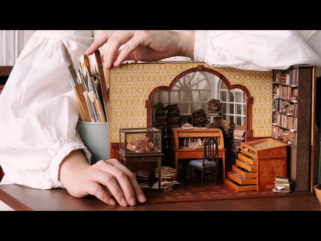 02 The Lady || A lovely dollhouse library for a crystal collector ♥
