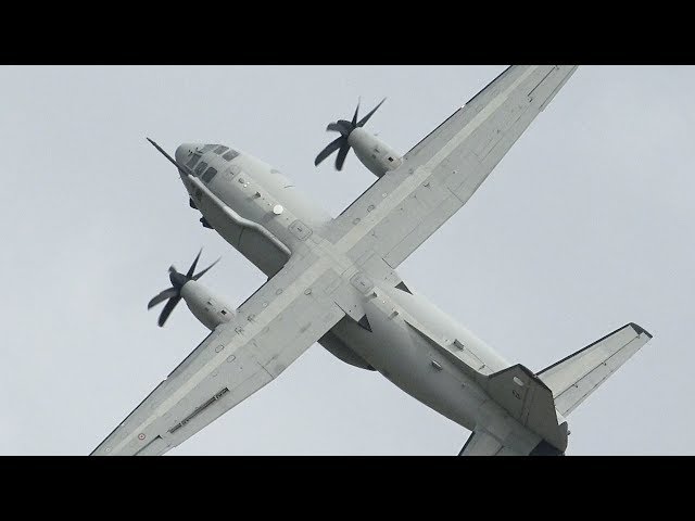 4Kᵁᴴᴰ Unbelievable - real or not? You decide: ITALIAN AIR FORCE C-27J SPARTAN at RIAT 2019