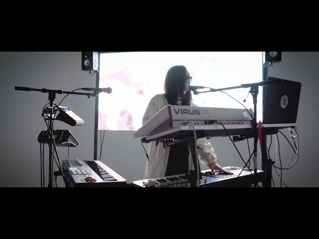Elohim - Xanax | The Wild Honey Pie Buzzsession