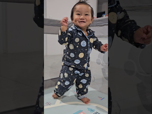 How many falls before he could walk 😳#babywalk #firstwalk #babyshorts #babymoments