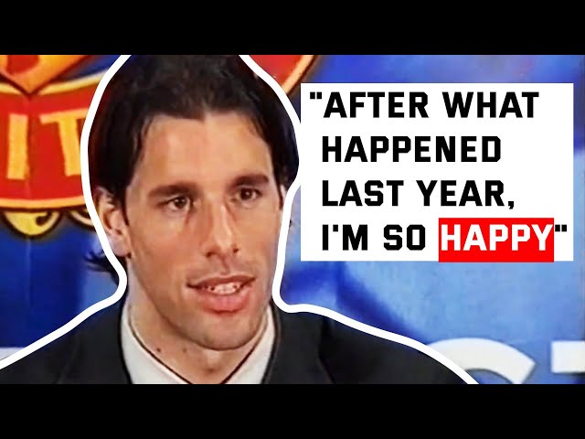Ruud Van Nistelrooy finally signs for Manchester United | 2001