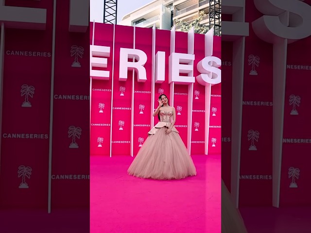 JISOO honored with the ‘Rising Star Award’ at Canneseries 2026#JISOO #Canneseries #RisingStarAward