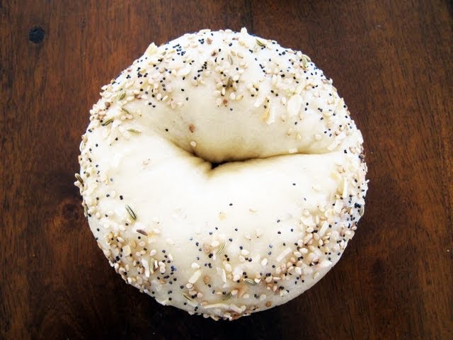 Baking a backpacking bagel by FLAT CAT GEAR