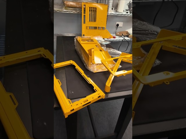Do you know what this custom gaming pc case is??? #custompc #gamingpc #pcbuild