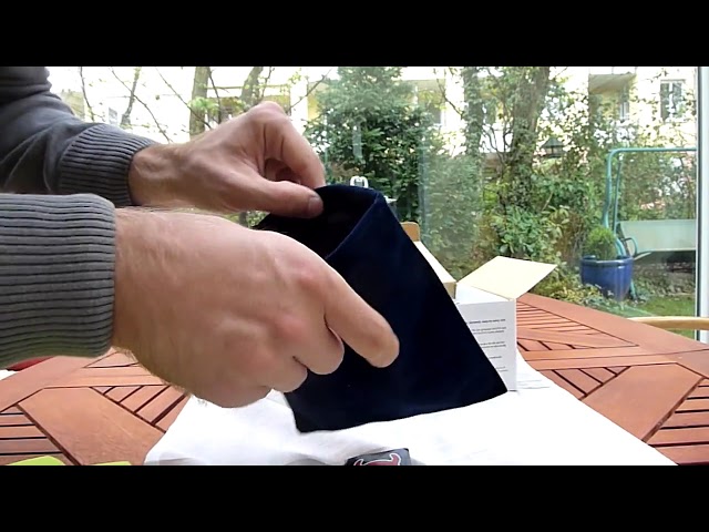 Plextor PX-L611U external DVD Burner Unboxing