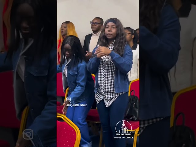 What a glorious Sunday 🔥#mountsinaihouseofgrace #patydiba #sundayservice