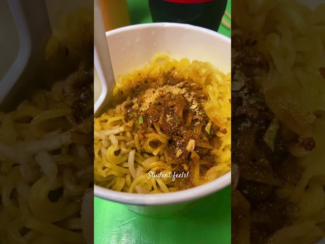 Comfort food ng mga estudyante! #comfortfood #streetfood #updiliman #studentfood