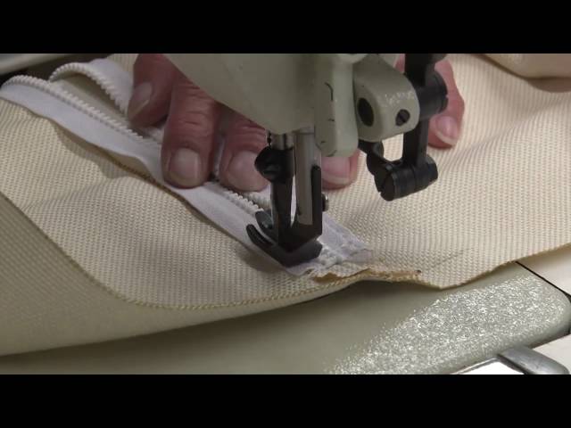 Zipper Closure on Throw Pillows - How to Make Throw Pillows