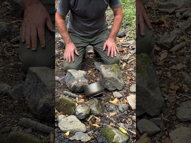 Genius Campfire Stand That Really Works #survival #skills #camping
