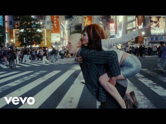 Editors - The Rush (Official Video)