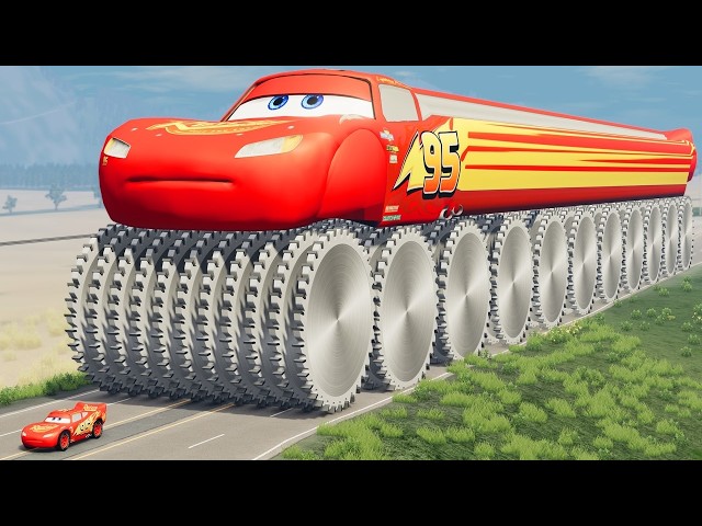 GIANT Long McQueen with HUGE Saw Wheels vs Big & Small Lightning McQueen LIVE | BeamNG.Drive