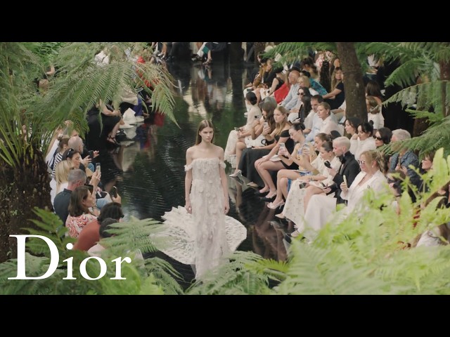 Fall Winter 2026-2027 Haute Couture Show