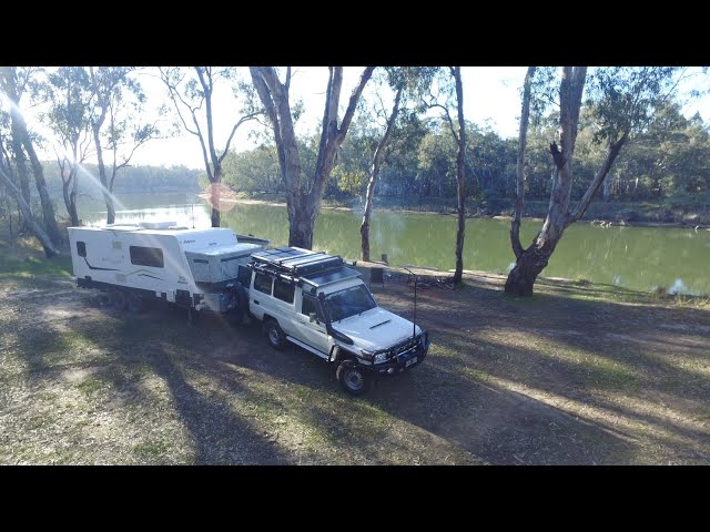 Sub Zero Murray morning, high on the bank