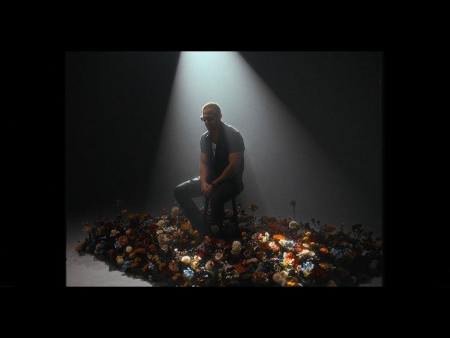 Kip Moore - Dyin' On The Vine (Official)
