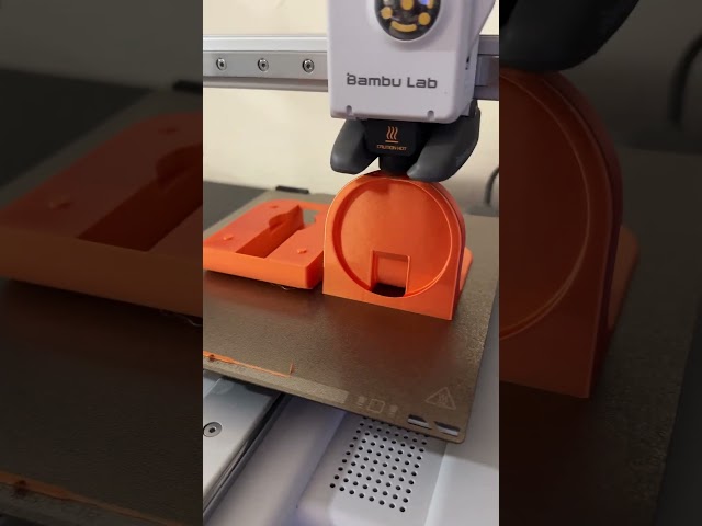 Need a new iPhone and Apple Watch charger?  Make one! #appleiphone #3dprinting #bambulab #maker