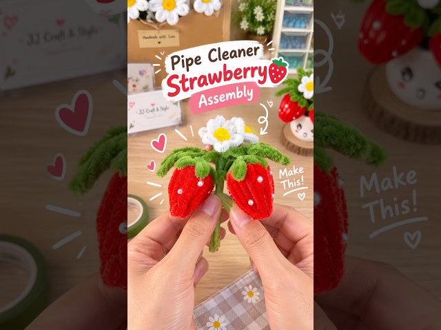 Pipe Cleaner Strawberry Assembly 🍓🌿 | DIY Strawberry Craft #shorts #pipecleanercrafts