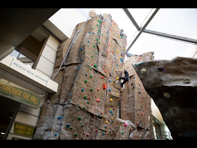 The WELL: Sac State Cribs! 🏋️