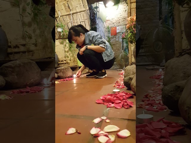 Tiêu Dao châm nến