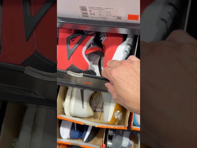 Jordan 4 toro already at Nike outlets 40% off #jordan #sneakers #shorts