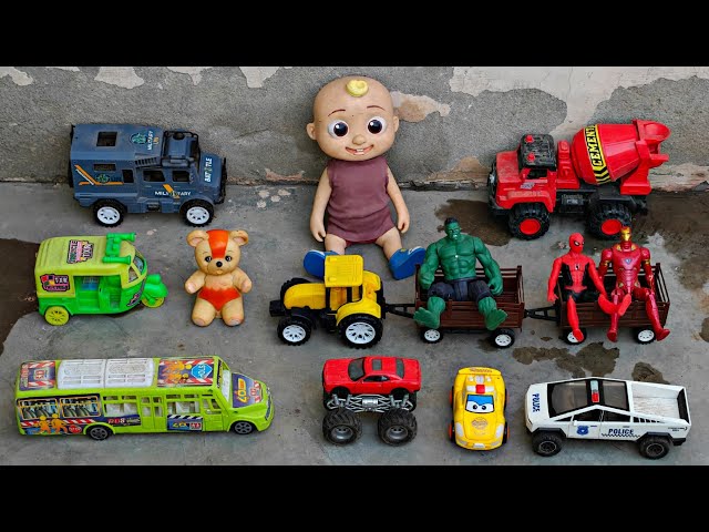 Dekho bacho Spiderman so raha raha tha or tractor mein ghumne gaya - gadi wala cartoon video