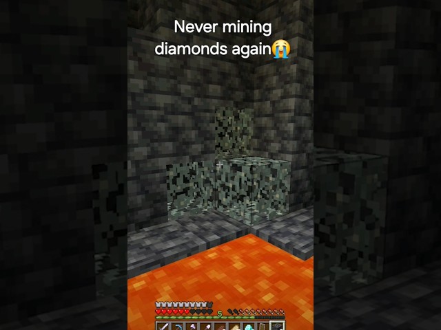 I am never mining diamonds ever again😭🙏 #minecraft #minecraftmemes