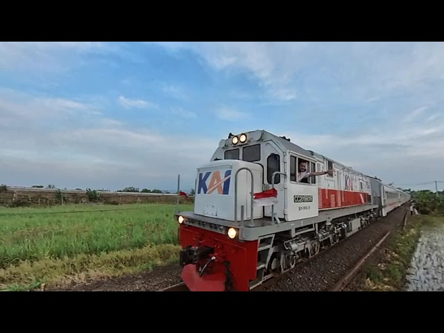 CC 201 99 01 R DENGAN LAMBAIAN MASINIS HITS