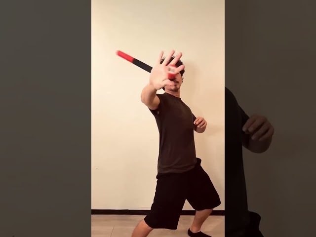 A continuation of the horizontal figure 8 (see the earlier video), this horizontal figure 8 wrist