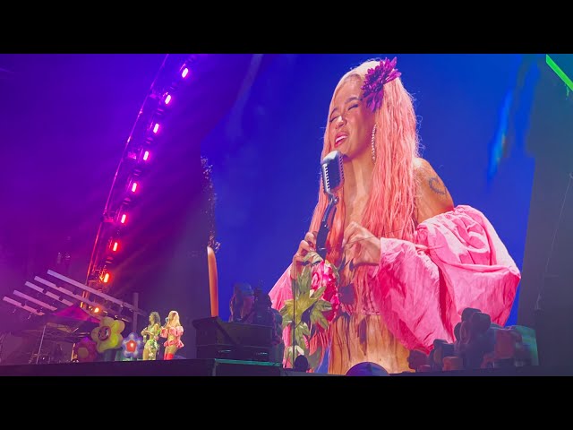 Mañana será Bonito @KarolG en concierto en el MetLife Stadium en NJ/ NY 8 de septiembre 8, 2023