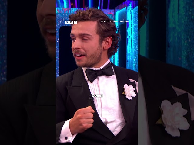 The button was a paid actor in George and Alexis' Instant Dance 😜