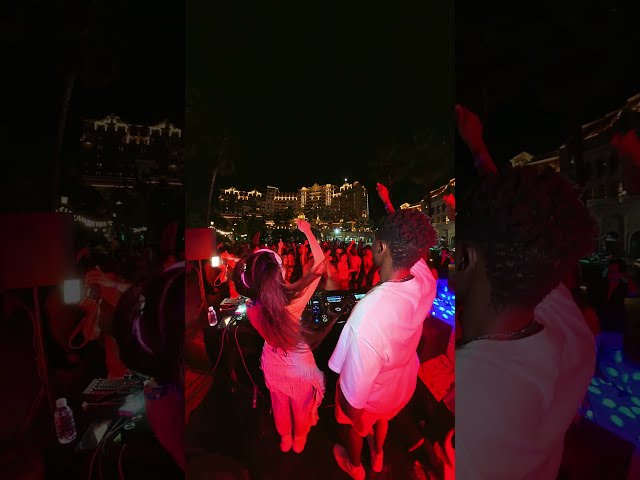 The DJ Starts and the Whole Crowd Takes Off #nightrave #dance #poolparty #models #shanghai