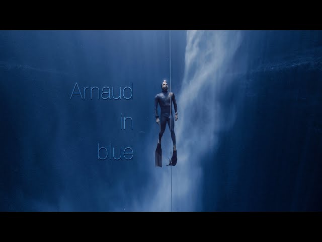 Arnaud in blue