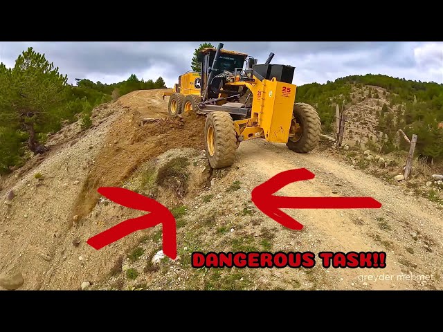 John Deere 670gp Grader Remover and Leveling Work #johndeere #deere #motorgrader