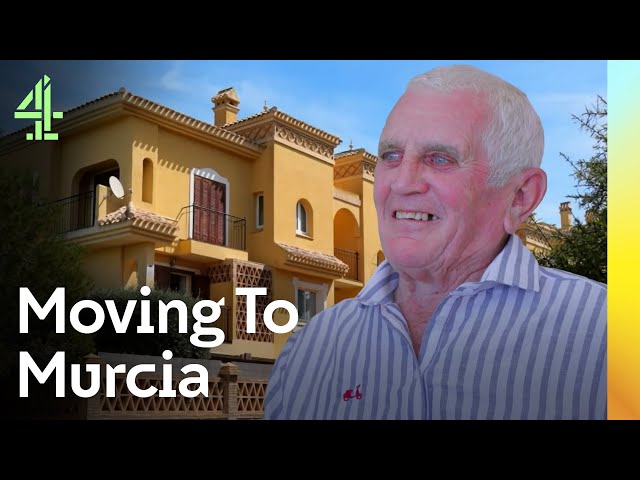 Searching For The Best Spanish Pad | Sun, Sea and Selling Houses | Channel 4