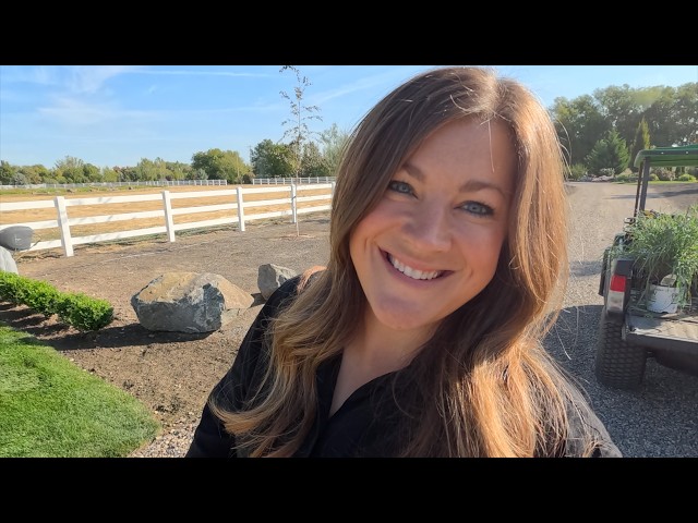 Fall Flower Arrangement, Planting Out Kale Seedlings & Potting Up Mangave Pups! 🧡🌱🪴 // Garden Answer
