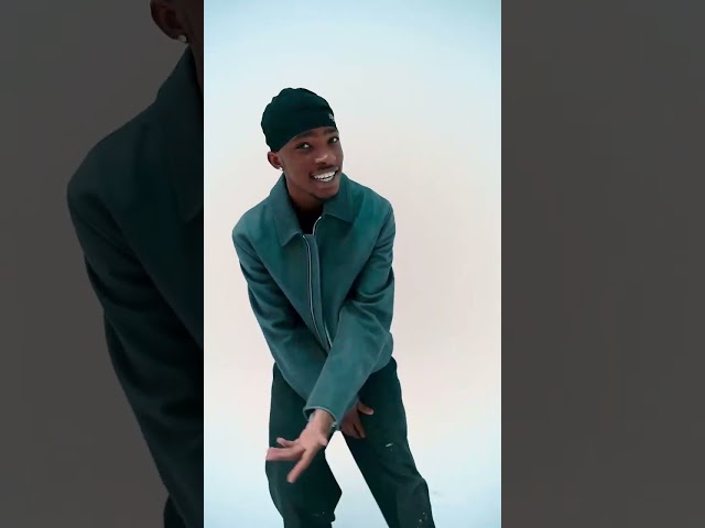 Amacombo visualiser Out Now #royalmusiq #amapiano #amapianotv #dance #amapianodancechallenge